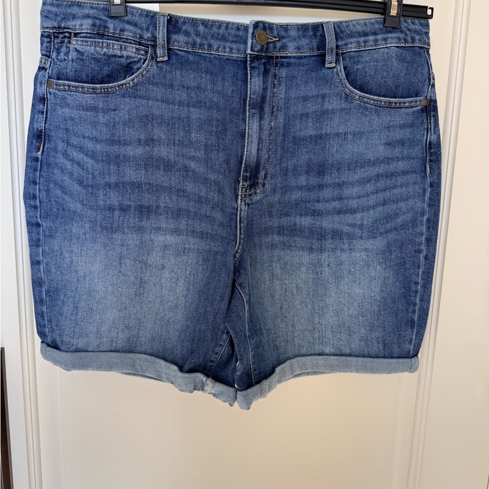 Wrangler Women's High Rise Blue Denim Shorts US 16